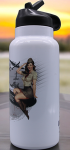 32oz Water Bottle - Wreck Pinup Girl